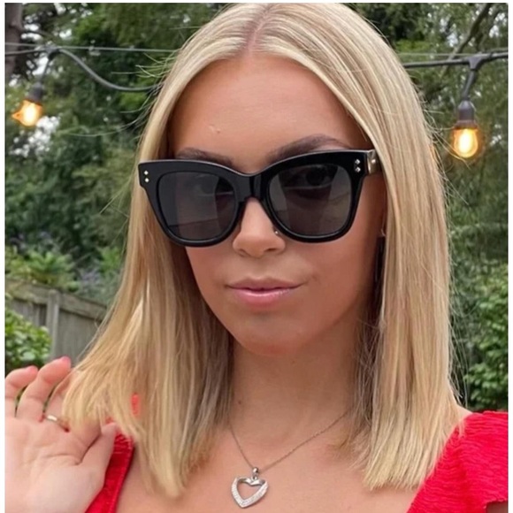 Gucci Cat-eye Sunglasses, Black - Picture 4 of 5